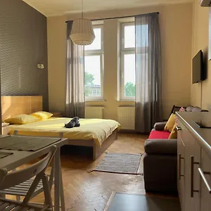  Apartament Cheerful Corner
