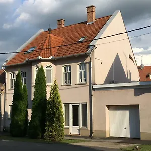 Zoli Apartmanok-zoli Koelcsey 19 , Hajdúszoboszló Węgry